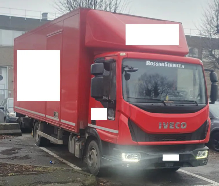 IVECO EUROCARGO 100E18 - شاحنة مقفلة: صورة 1 IVECO EUROCARGO 100E18 - شاحنة مقفلة: صورة 1