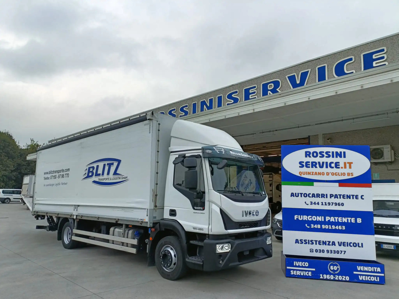 IVECO EUROCARGO 120E25P - شاحنة ستارة: صورة 1 IVECO EUROCARGO 120E25P - شاحنة ستارة: صورة 1