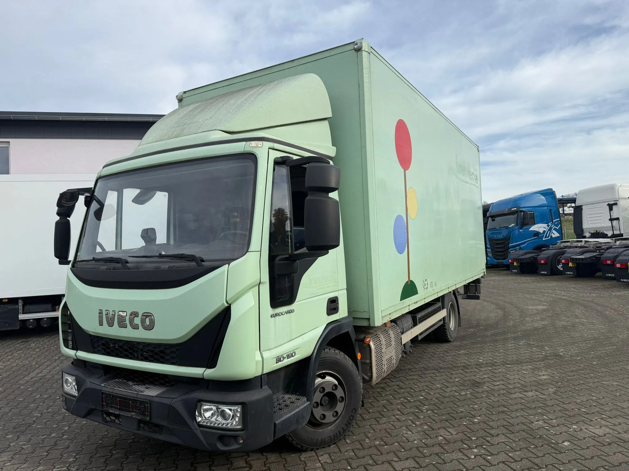 IVECO EUROCARGO 80E19 - شاحنة مقفلة: صورة 1 IVECO EUROCARGO 80E19 - شاحنة مقفلة: صورة 1