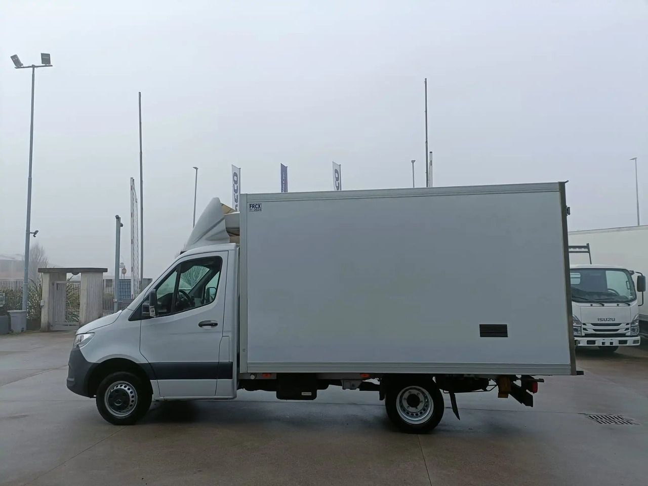 MERCEDES BENZ SPRINTER 415 150 CV - شاحنة مُبرّدة للتوصيل: صورة 4 MERCEDES BENZ SPRINTER 415 150 CV - شاحنة مُبرّدة للتوصيل: صورة 4