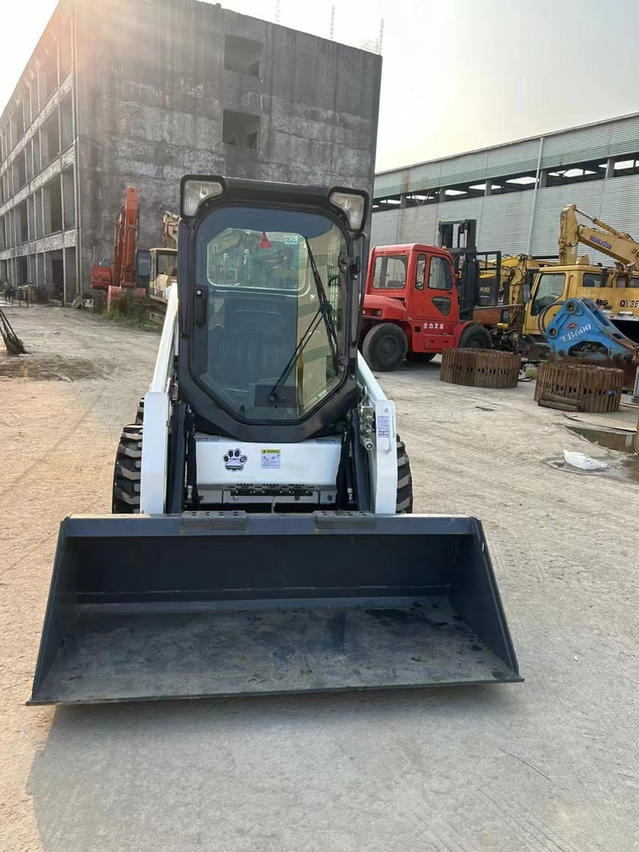 Bobcat S450 - شيول صغير: صورة 1 Bobcat S450 - شيول صغير: صورة 1