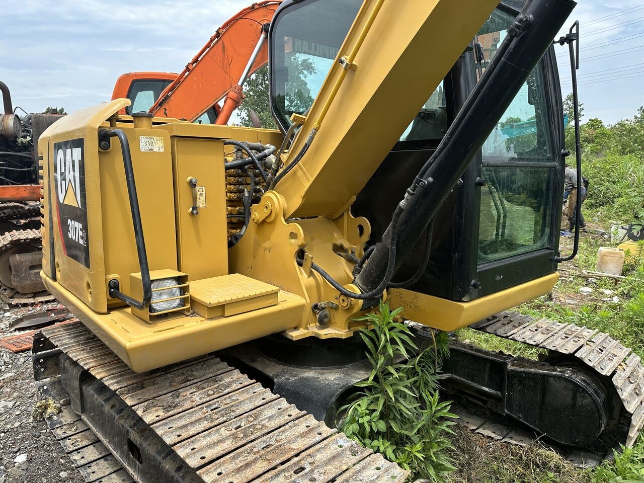 Caterpillar 307E - حفار زحاف: صورة 1 Caterpillar 307E - حفار زحاف: صورة 1