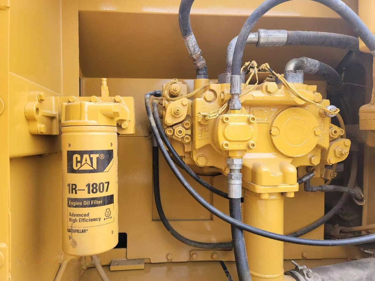 Caterpillar 325D - حفار زحاف: صورة 5 Caterpillar 325D - حفار زحاف: صورة 5