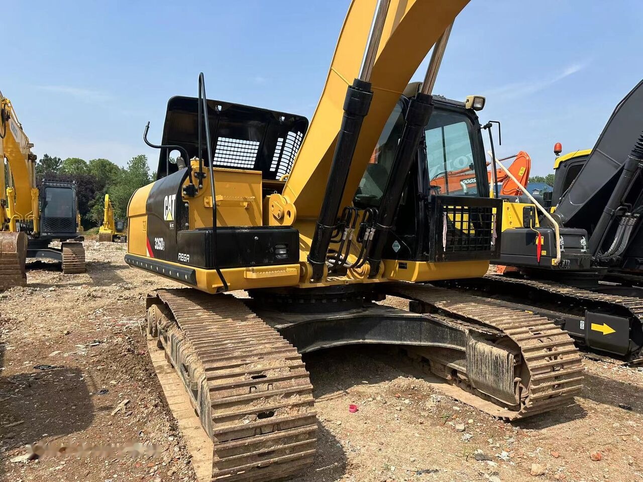Caterpillar 326D - حفار زحاف: صورة 1 Caterpillar 326D - حفار زحاف: صورة 1