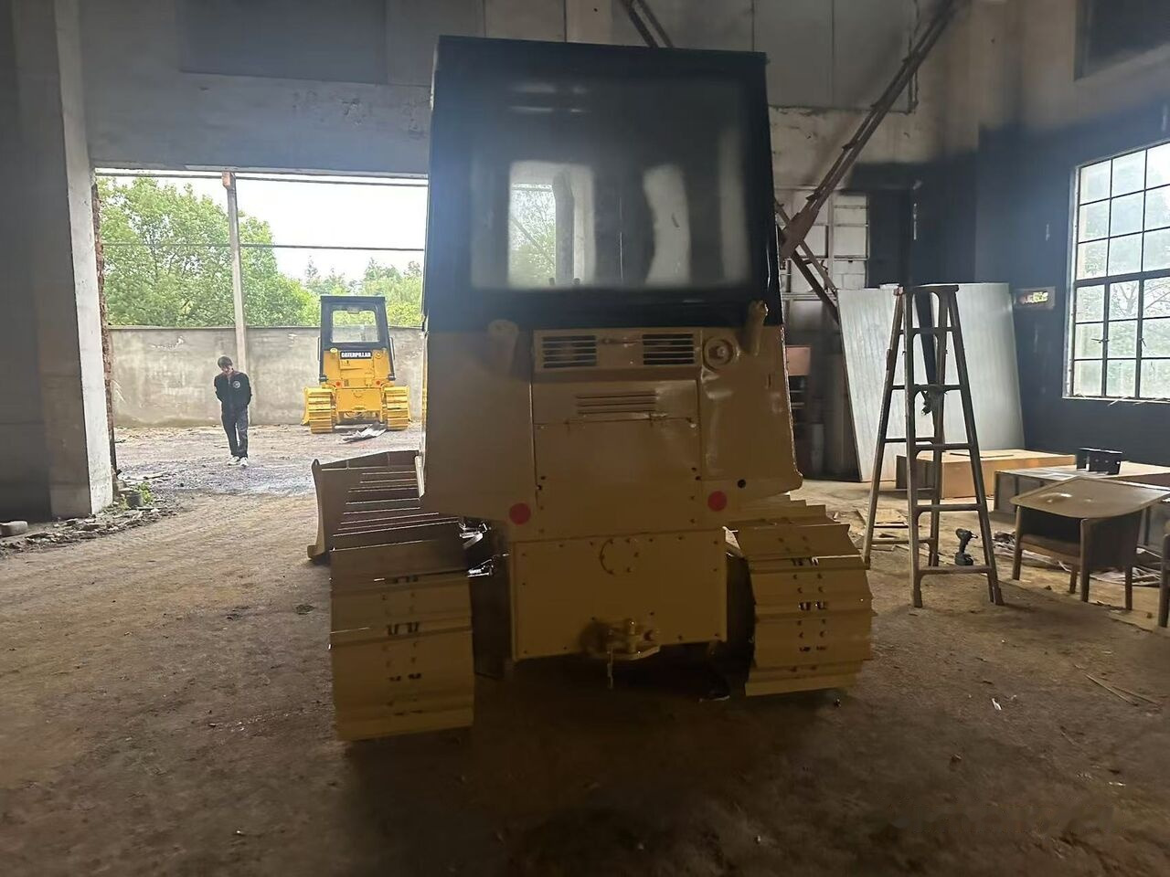 Caterpillar D4C - جرافة: صورة 2 Caterpillar D4C - جرافة: صورة 2