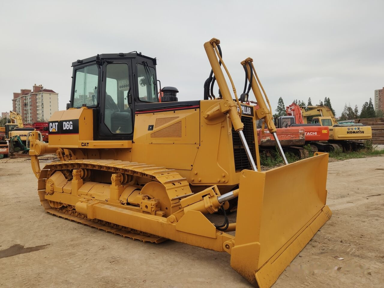 جرافة Caterpillar D6G: صورة 6