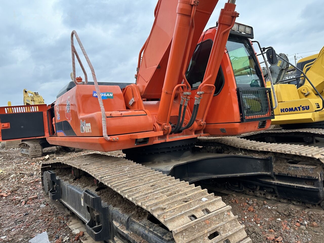Doosan DH420 - حفار زحاف: صورة 3 Doosan DH420 - حفار زحاف: صورة 3