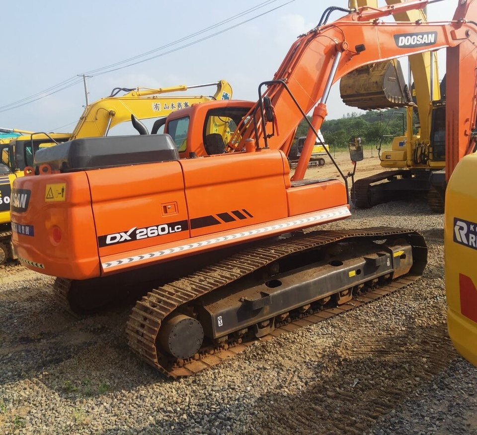 Doosan DX260LC - حفار زحاف: صورة 4 Doosan DX260LC - حفار زحاف: صورة 4