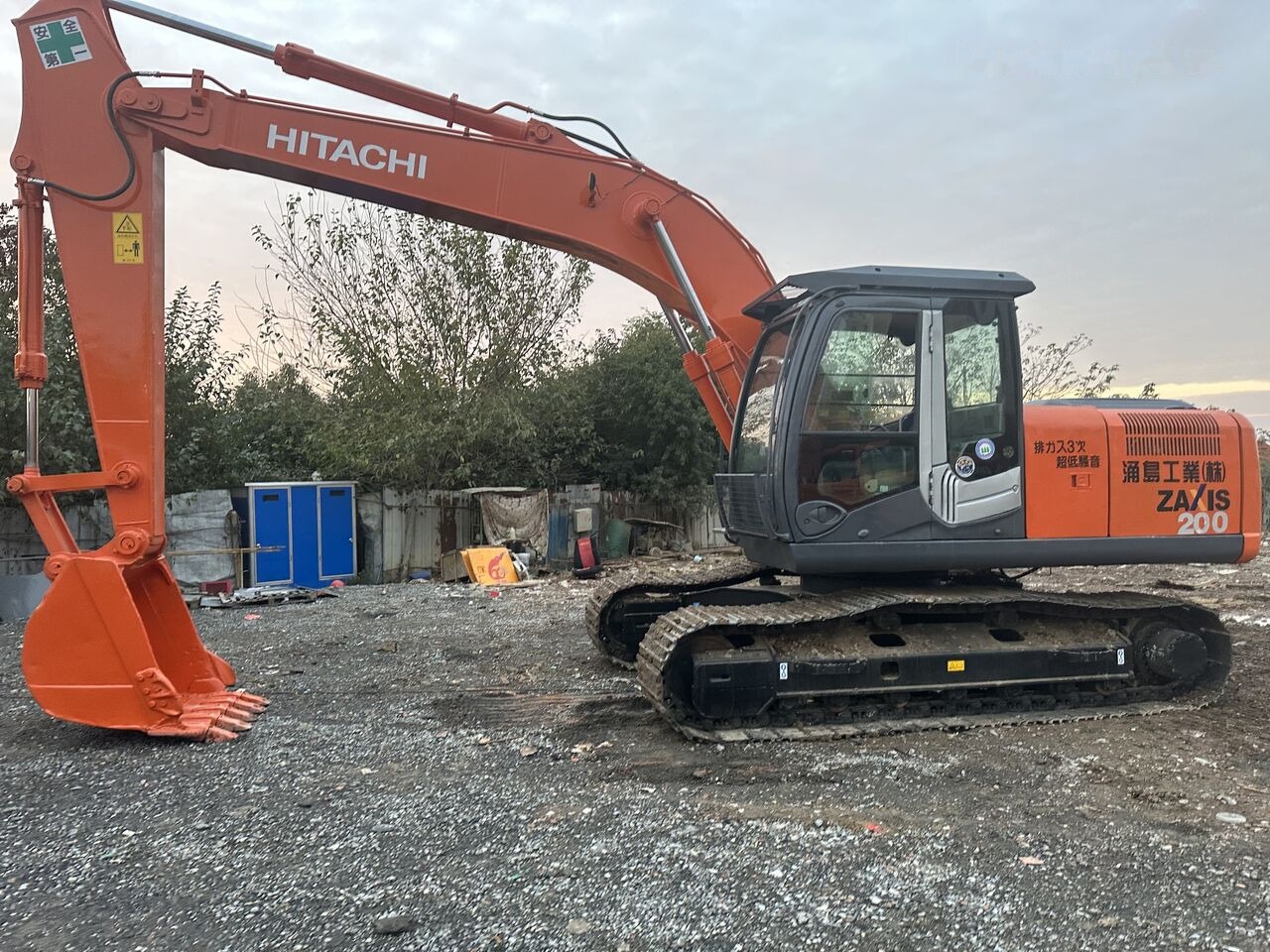 Hitachi ZX200-3 - حفار زحاف: صورة 1 Hitachi ZX200-3 - حفار زحاف: صورة 1