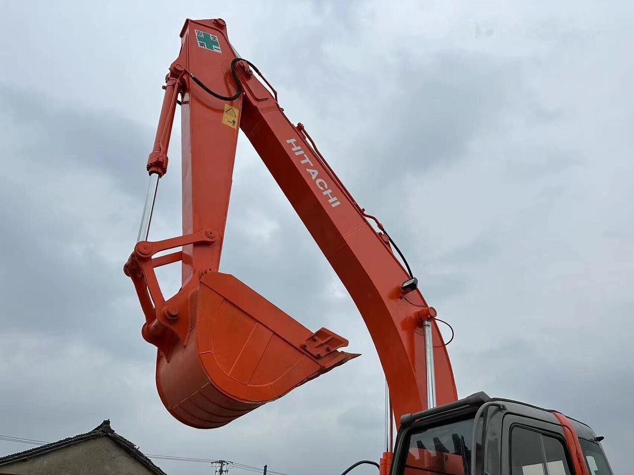 Hitachi ZX200 - حفار زحاف: صورة 1 Hitachi ZX200 - حفار زحاف: صورة 1