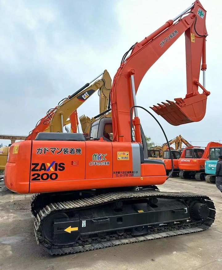 Hitachi ZX200 - حفار زحاف: صورة 5 Hitachi ZX200 - حفار زحاف: صورة 5