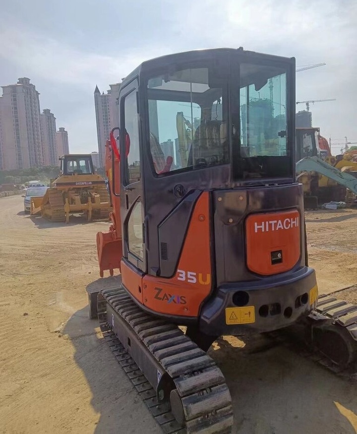 Hitachi ZX35-5A - حفارة مُصَّغرة: صورة 4 Hitachi ZX35-5A - حفارة مُصَّغرة: صورة 4