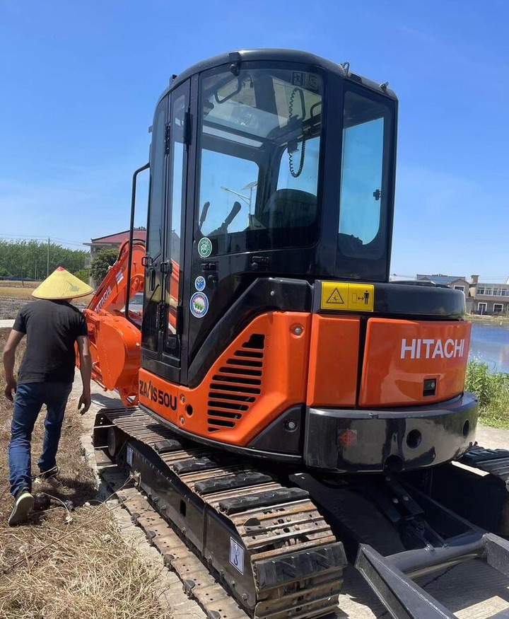 Hitachi ZX50U - حفارة مُصَّغرة: صورة 5 Hitachi ZX50U - حفارة مُصَّغرة: صورة 5