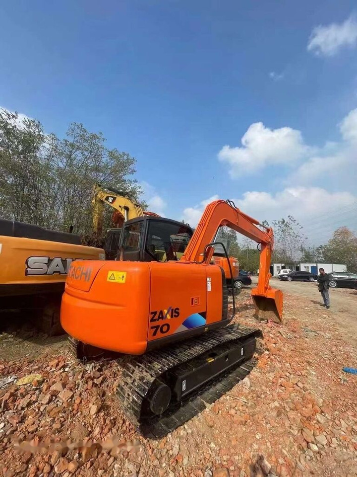 Hitachi ZX70 - حفار زحاف: صورة 5 Hitachi ZX70 - حفار زحاف: صورة 5