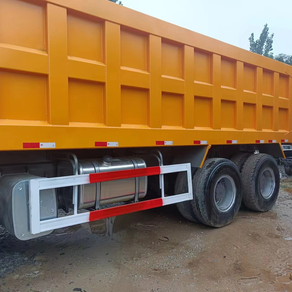 Howo HOWO 8x4 DUMP TRUCK - شاحنة قلاب: صورة 5 Howo HOWO 8x4 DUMP TRUCK - شاحنة قلاب: صورة 5