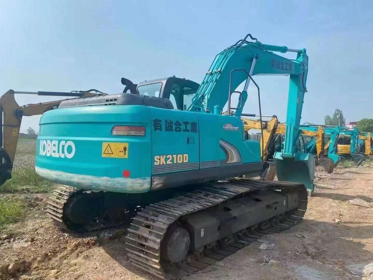 Kobelco SK210D - حفار زحاف: صورة 2 Kobelco SK210D - حفار زحاف: صورة 2