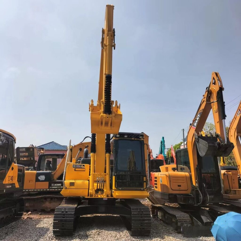 Komatsu PC130 - حفار زحاف: صورة 5 Komatsu PC130 - حفار زحاف: صورة 5