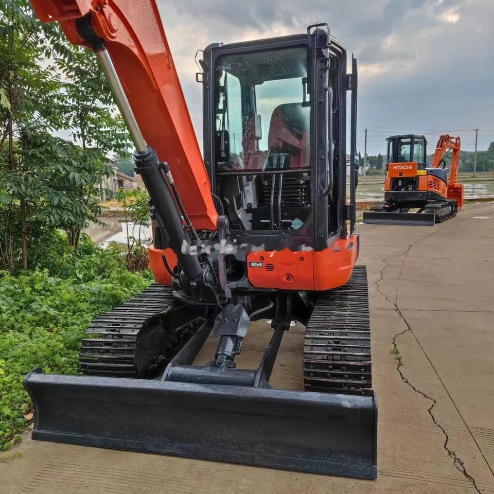 Kubota KX163-5 - حفارة مُصَّغرة: صورة 4 Kubota KX163-5 - حفارة مُصَّغرة: صورة 4