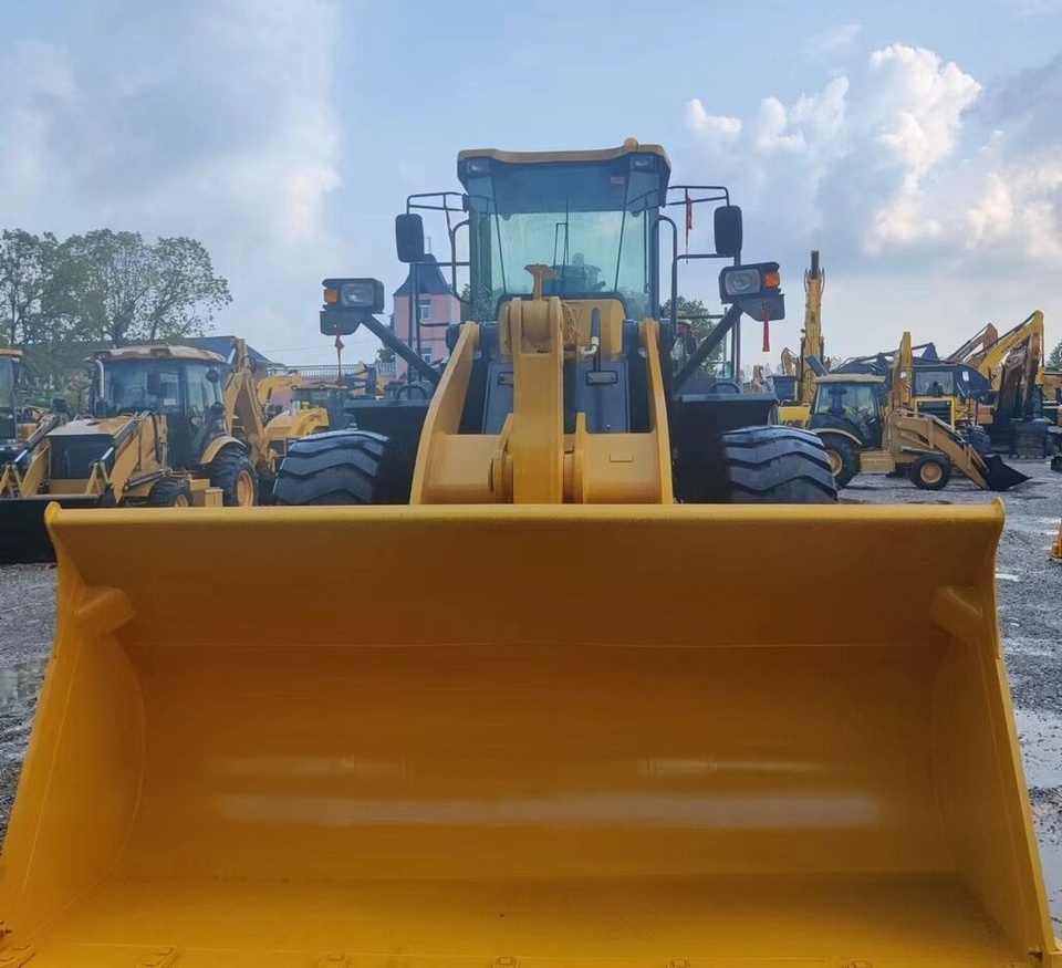 SDLG L958F - اللودر بعجل: صورة 1 SDLG L958F - اللودر بعجل: صورة 1