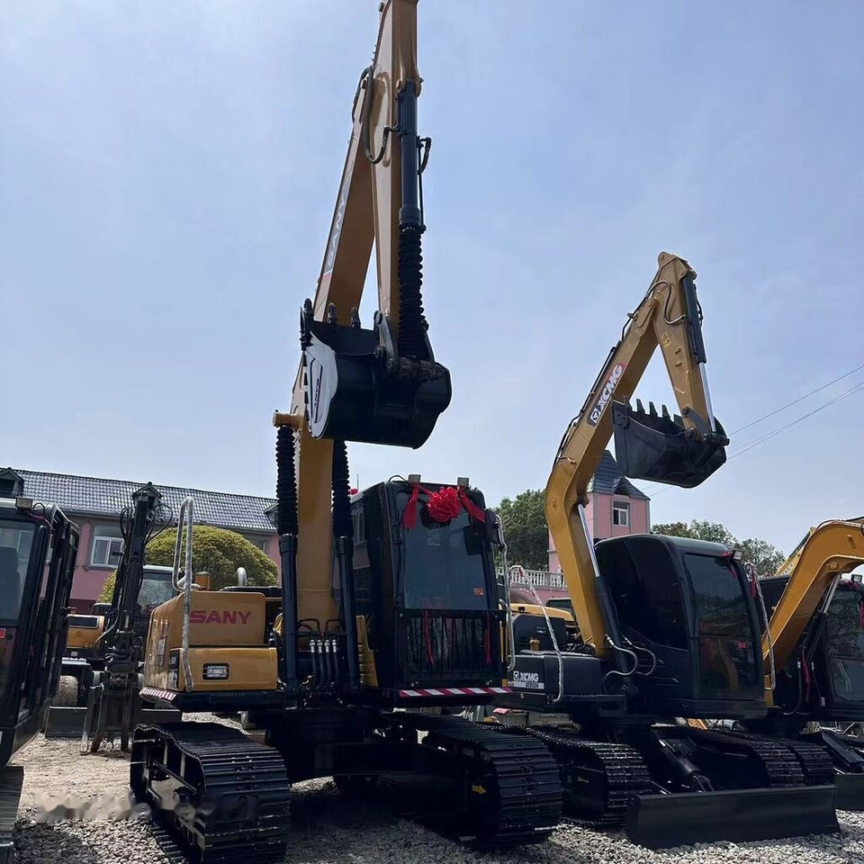 Sany SY155C - حفار زحاف: صورة 1 Sany SY155C - حفار زحاف: صورة 1