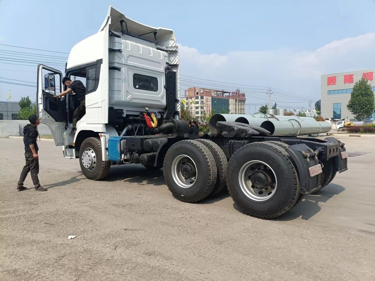 Shacman X3000 - وحدة جر: صورة 2 Shacman X3000 - وحدة جر: صورة 2