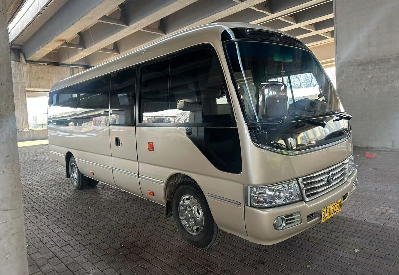 Toyota 1HZ - حافلة سوبربان: صورة 3 Toyota 1HZ - حافلة سوبربان: صورة 3