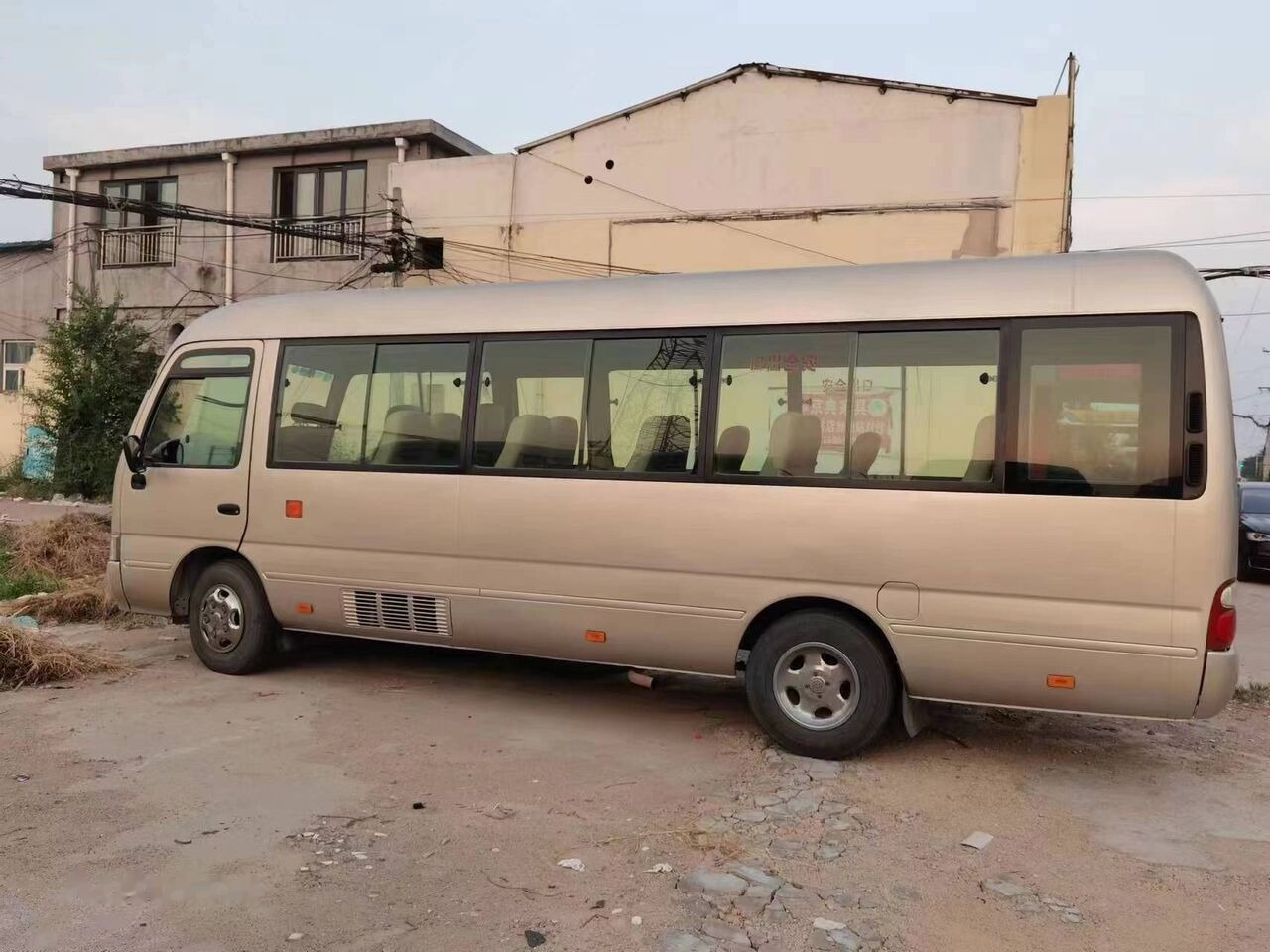 Toyota Coaster - حافلة المدينة: صورة 1 Toyota Coaster - حافلة المدينة: صورة 1