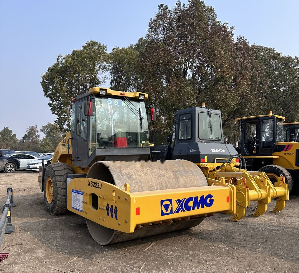 XCMG XS223J - مدحلة ضاغطة: صورة 5 XCMG XS223J - مدحلة ضاغطة: صورة 5