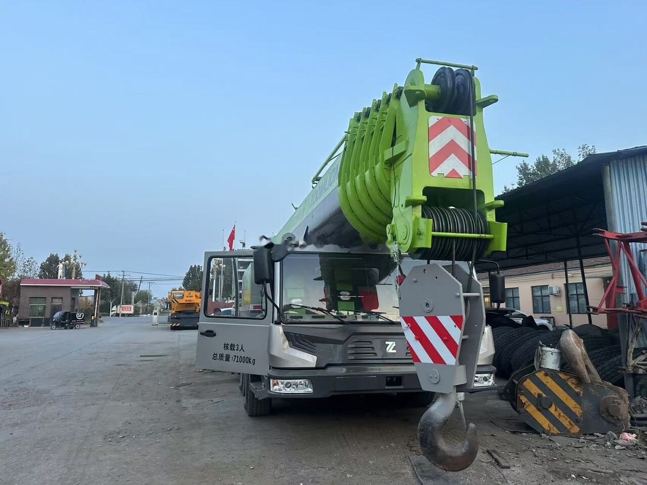 Zoomlion ZTC2000V - موبايل كرين: صورة 4 Zoomlion ZTC2000V - موبايل كرين: صورة 4