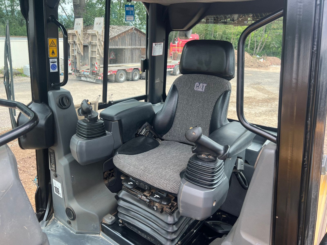 CAT D 6K XL mit Aufreisser u. Trimble - جرافة: صورة 4 CAT D 6K XL mit Aufreisser u. Trimble - جرافة: صورة 4