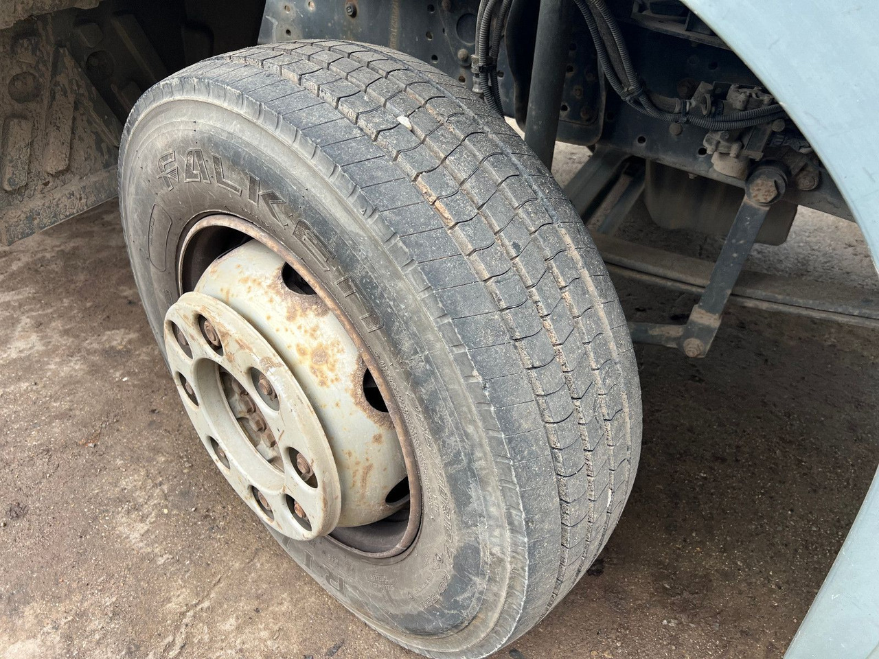 شاحنة قلاب Mercedes-Benz 1218 K Meiller: صورة 6