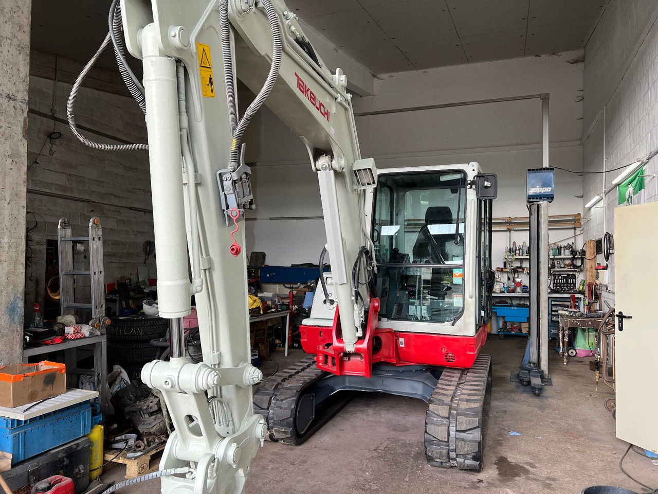 Takeuchi TB 250 V4 - حفارة مُصَّغرة: صورة 3 Takeuchi TB 250 V4 - حفارة مُصَّغرة: صورة 3