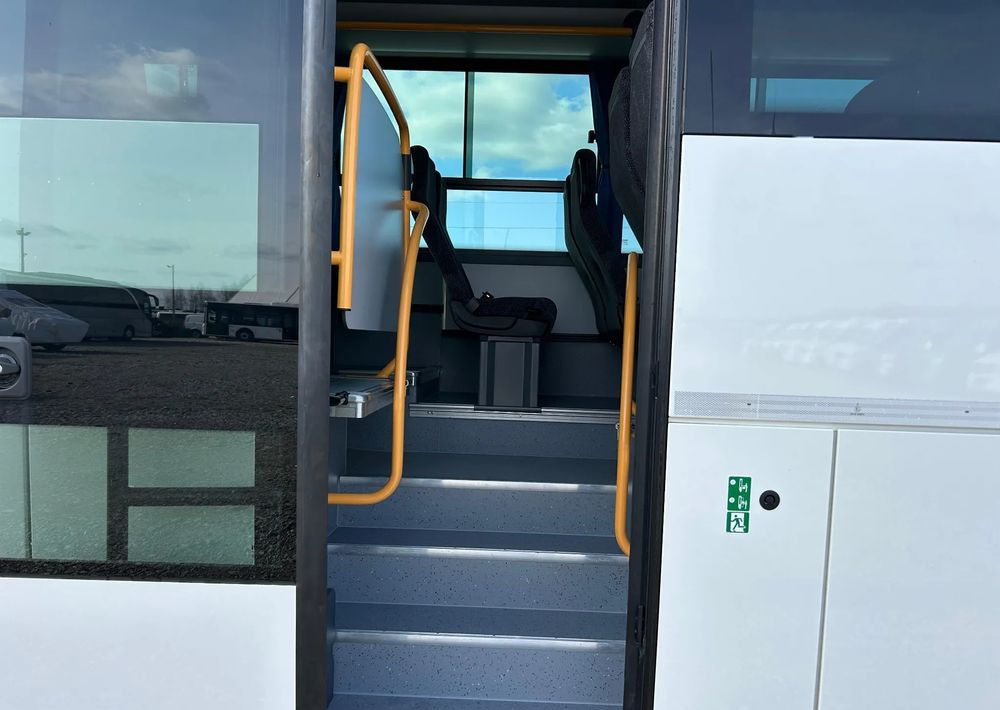 Iveco Crossway - حافلة سوبربان: صورة 4 Iveco Crossway - حافلة سوبربان: صورة 4