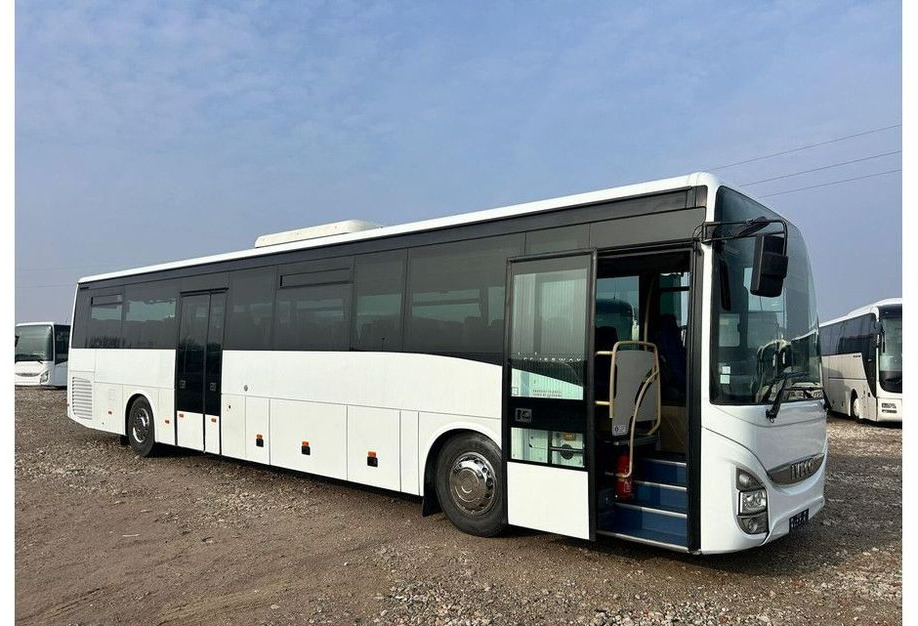 Iveco Crossway - حافلة سوبربان: صورة 3 Iveco Crossway - حافلة سوبربان: صورة 3