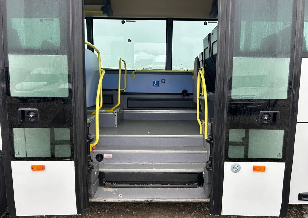 Iveco Crossway - حافلة سوبربان: صورة 4 Iveco Crossway - حافلة سوبربان: صورة 4