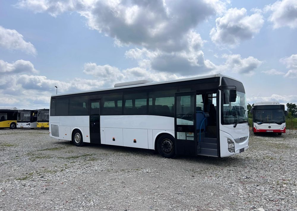 Iveco Crossway - حافلة سوبربان: صورة 2 Iveco Crossway - حافلة سوبربان: صورة 2