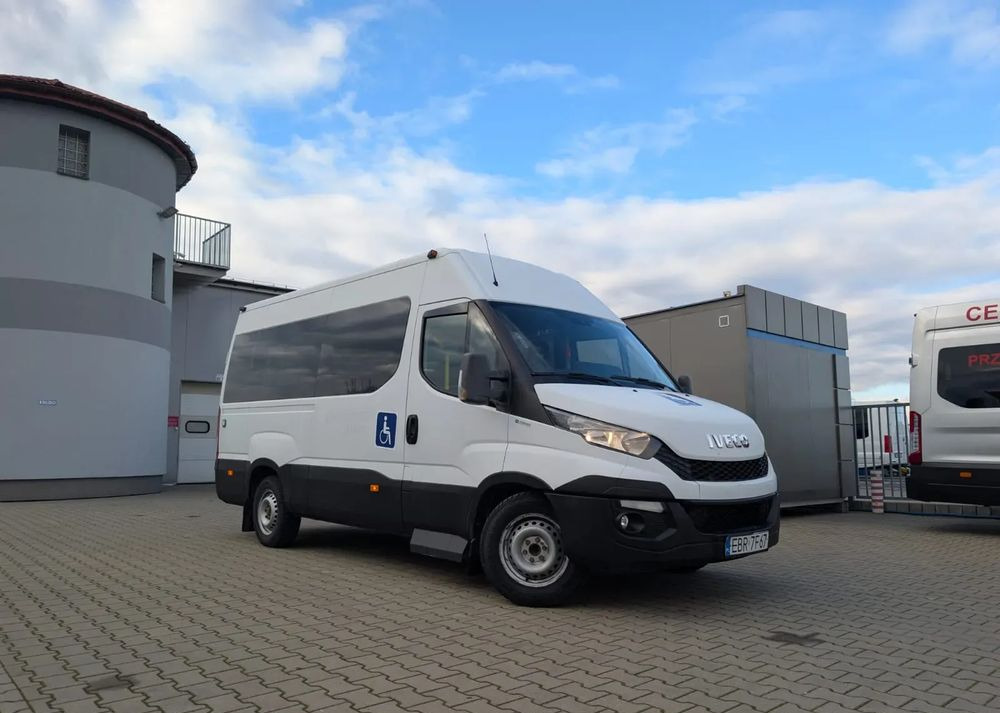 Iveco Daily - حافلة صغيرة, ميكروباص: صورة 1 Iveco Daily - حافلة صغيرة, ميكروباص: صورة 1