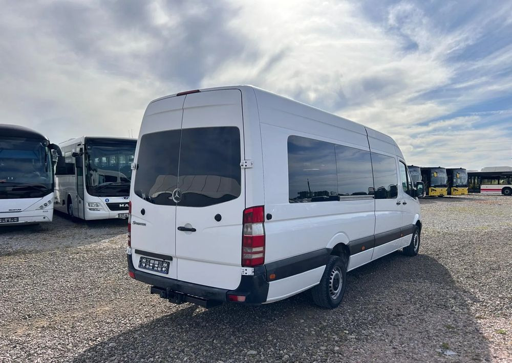 Mercedes-Benz Sprinter 416 - آليات: صورة 5 Mercedes-Benz Sprinter 416 - آليات: صورة 5
