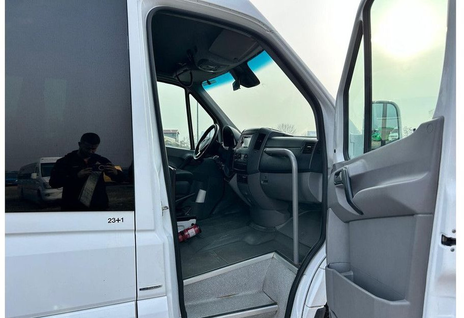 حافلة صغيرة, ميكروباص Mercedes-Benz Sprinter 519: صورة 12