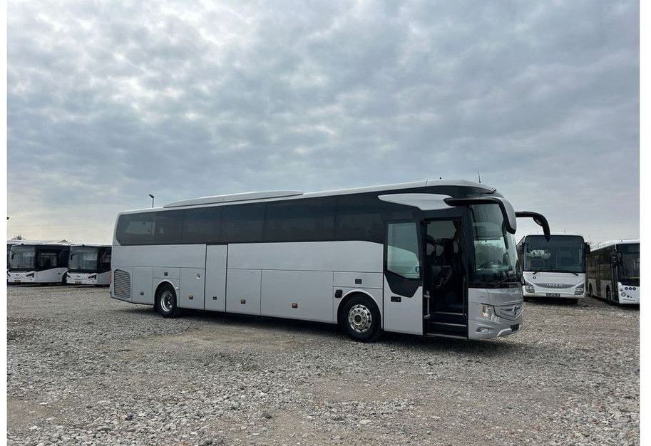 Mercedes-Benz Tourismo - مركبة كوتش: صورة 3 Mercedes-Benz Tourismo - مركبة كوتش: صورة 3