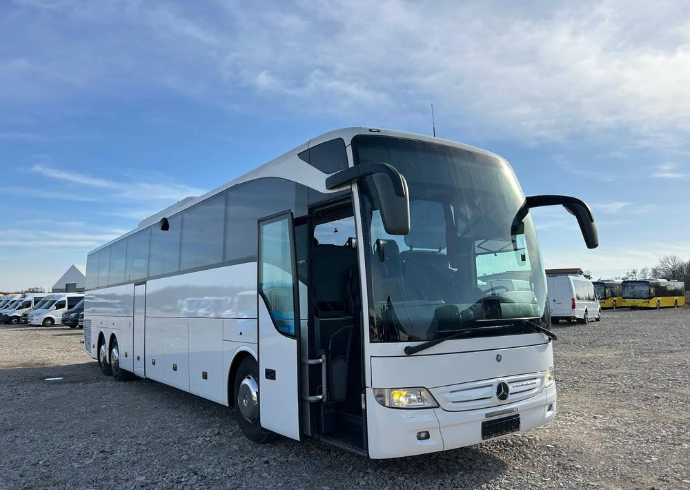 Mercedes-Benz Tourismo - مركبة كوتش: صورة 1 Mercedes-Benz Tourismo - مركبة كوتش: صورة 1