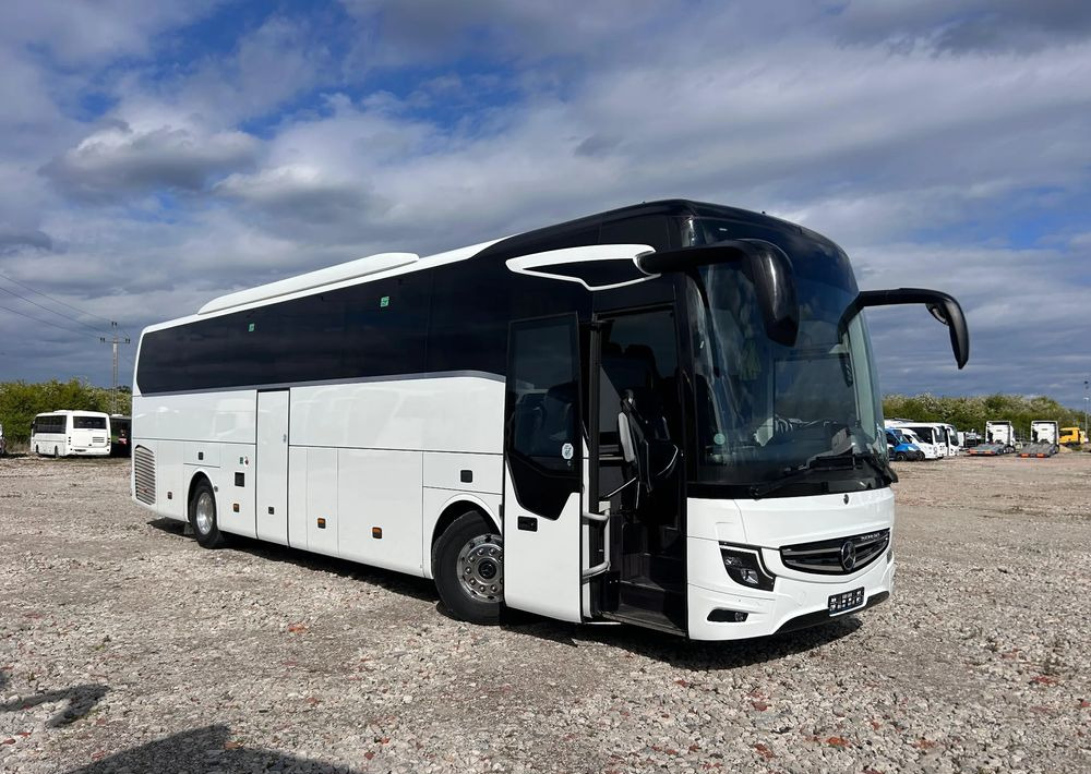 Mercedes-Benz Tourismo - مركبة كوتش: صورة 1 Mercedes-Benz Tourismo - مركبة كوتش: صورة 1