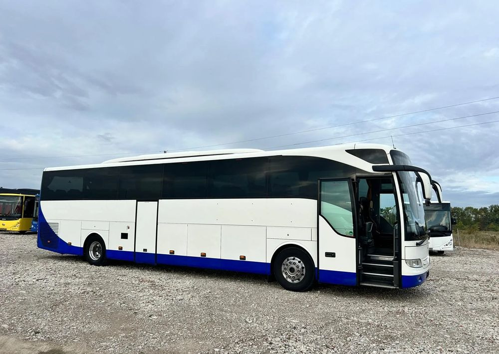 Mercedes-Benz Tourismo - مركبة كوتش: صورة 3 Mercedes-Benz Tourismo - مركبة كوتش: صورة 3