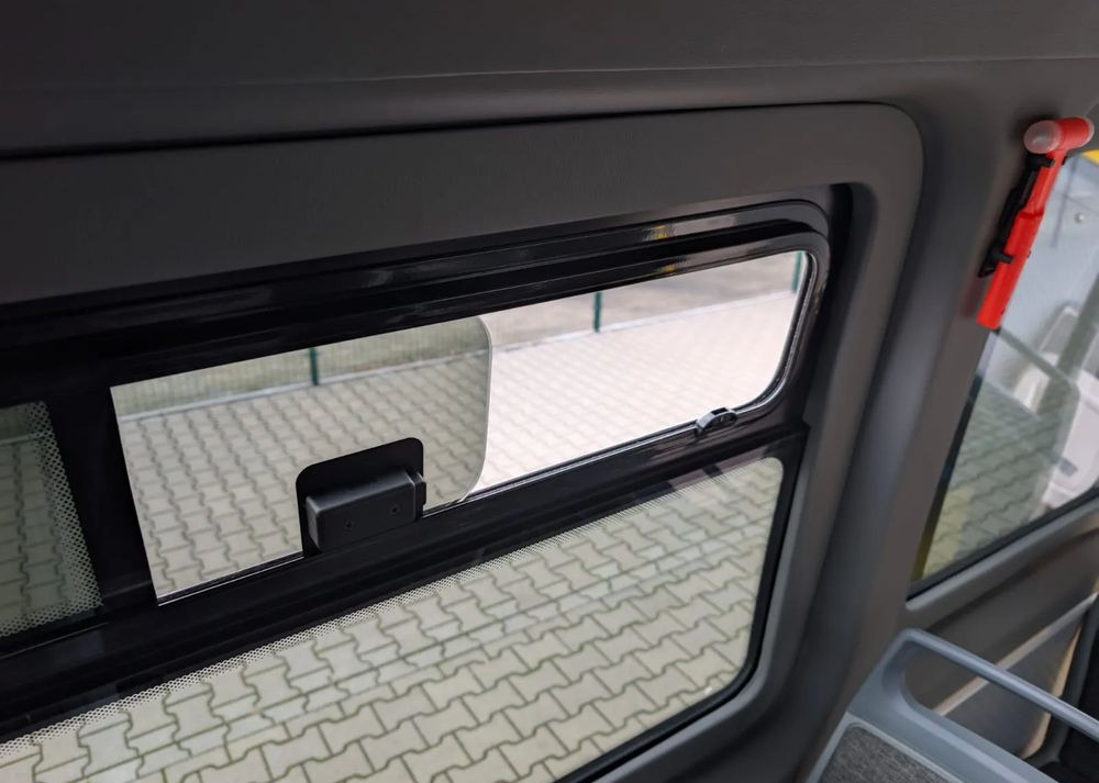 جديدة حافلة صغيرة, حافلة كهربائية Mercedes-Benz eSprinter: صورة 29