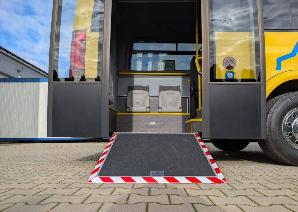 جديدة حافلة صغيرة, حافلة كهربائية Mercedes-Benz eSprinter: صورة 9