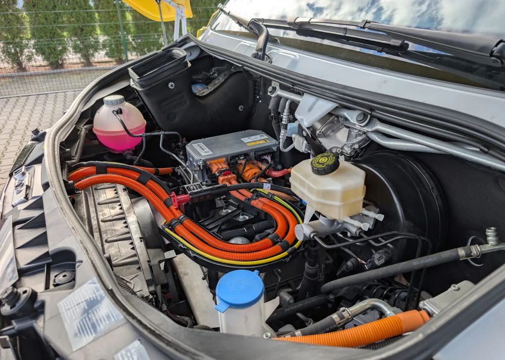 جديدة حافلة صغيرة, حافلة كهربائية Mercedes-Benz eSprinter: صورة 15