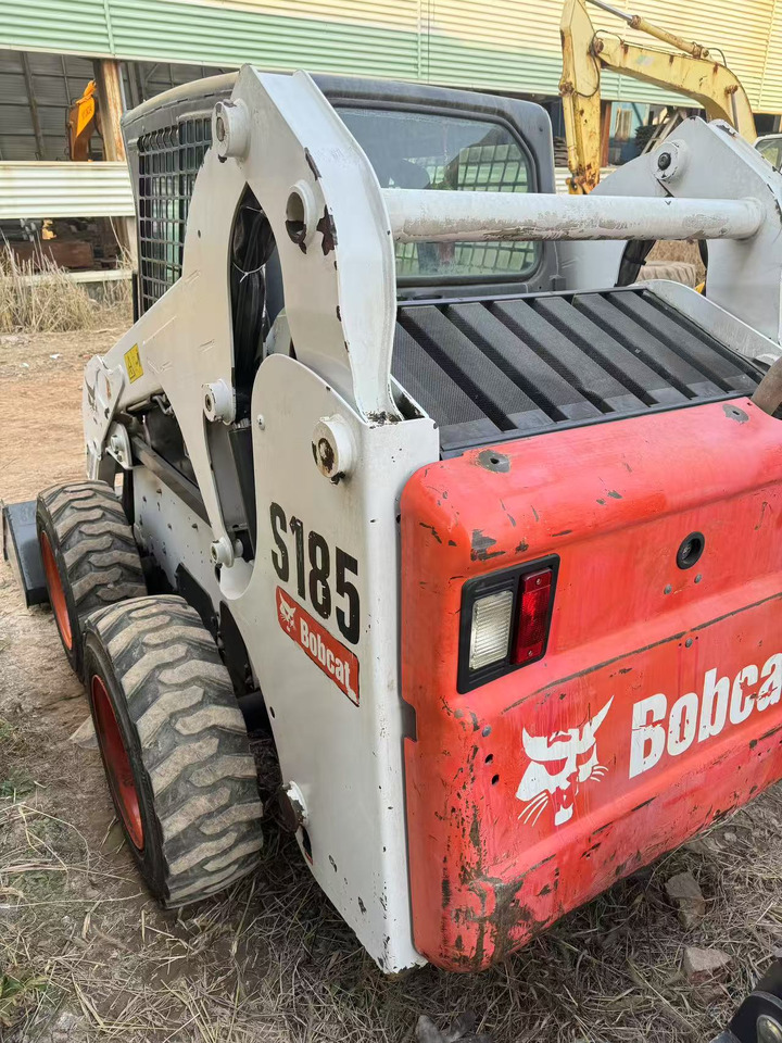 BOBCAT S185 - شيول صغير: صورة 2 BOBCAT S185 - شيول صغير: صورة 2