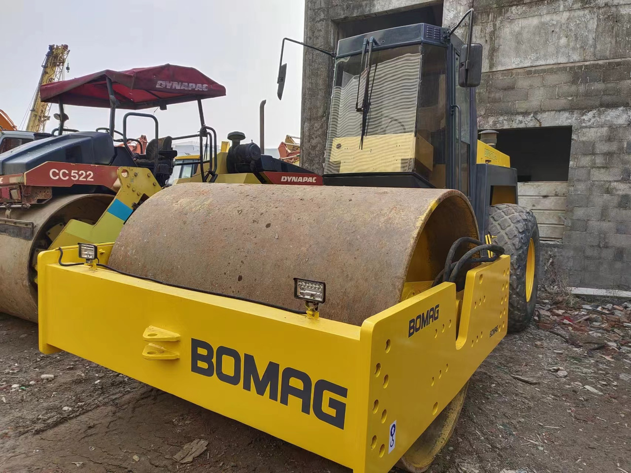 BOMAG BW 217D - مدحلة ضاغطة: صورة 2 BOMAG BW 217D - مدحلة ضاغطة: صورة 2