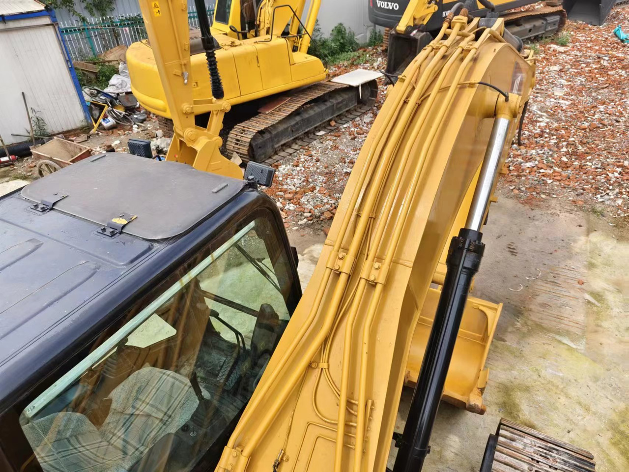 CAT 320D 320D2 320DL - حفار زحاف: صورة 4 CAT 320D 320D2 320DL - حفار زحاف: صورة 4