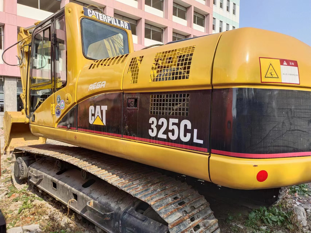 CAT 325CL - حفار زحاف: صورة 2 CAT 325CL - حفار زحاف: صورة 2